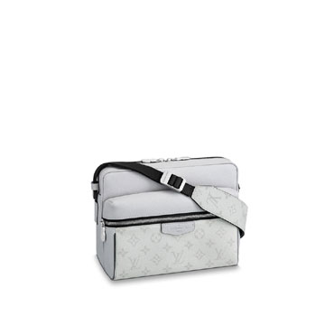 Louis Vuitton Outdoor Messenger Taiga M30243