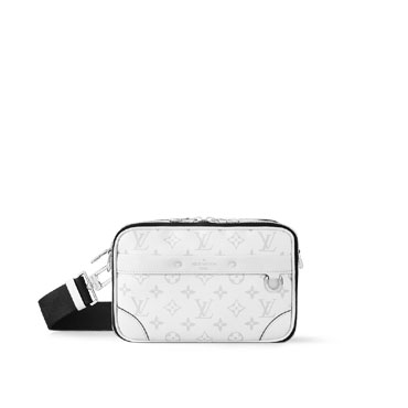 Louis Vuitton Alpha Messenger Taigarama M31069