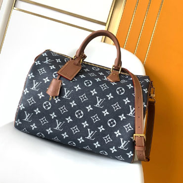 Louis Vuitton Speedy P9 Bandouliere 40 Black M88229