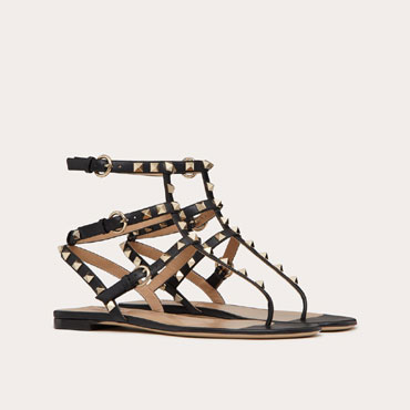 Valentino Rockstud Calfskin Flat Flip-flop Sandal 5W2S0812VOD 0NO