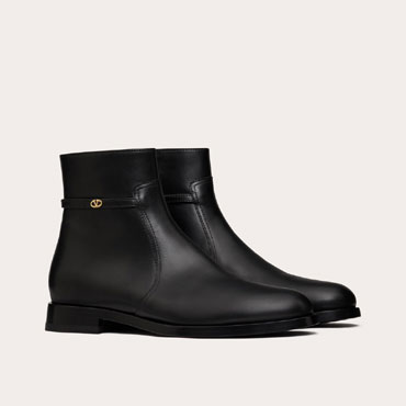 Valentino Mini Vlogo Signature Calfskin Boot 5Y2S0I29EEY 0NO