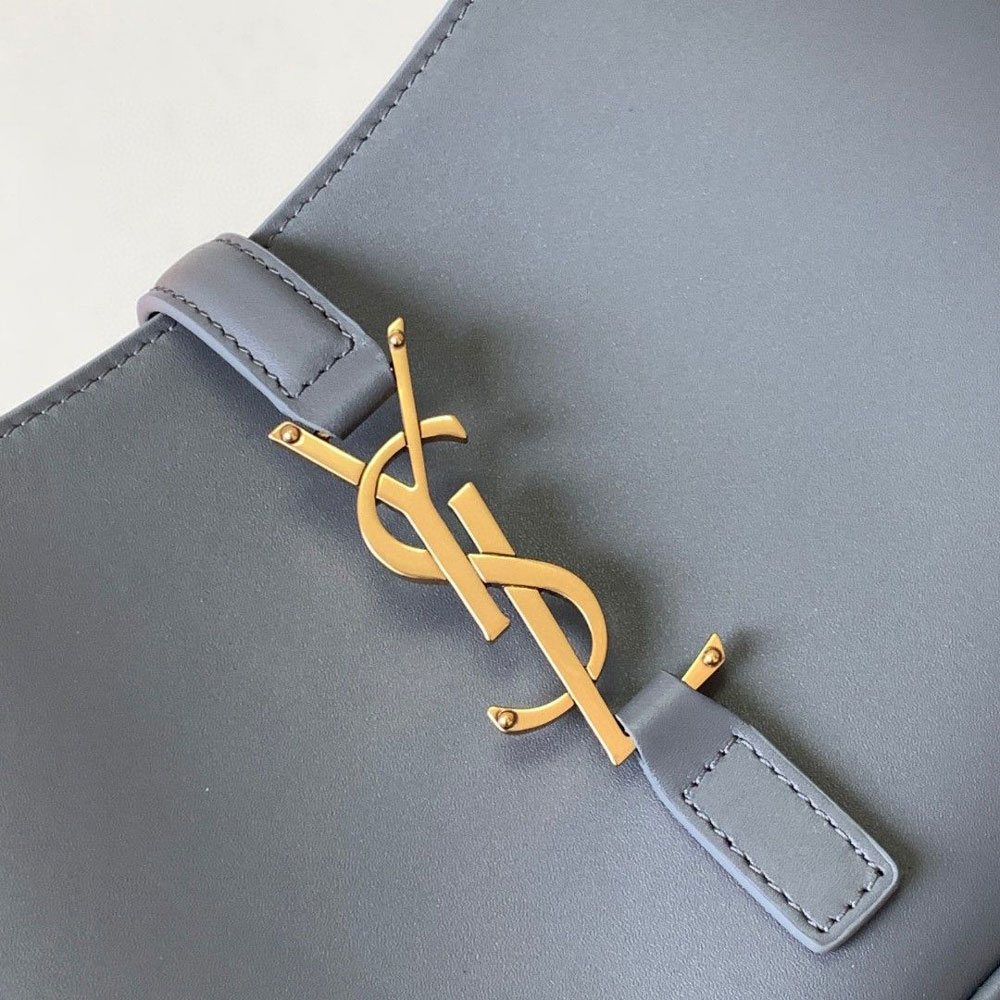 YSL Le 5 A 7 In Smooth Leather in Grey 657228 2R20W 1112: Image 4