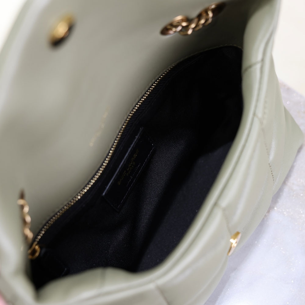 YSL Toy Puffer In Nappa Leather in Grey 759337 1EL07 3212: Image 4
