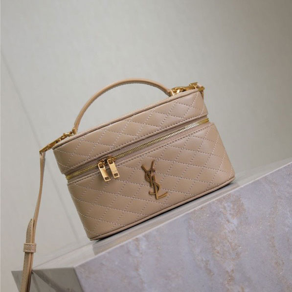 YSL Gaby Vanity Bag In Lambskin in Beige 766731 1EL07 2646: Image 2
