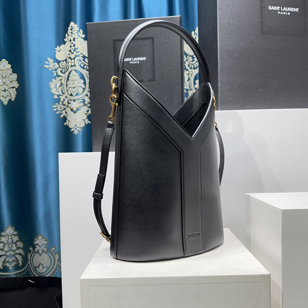 YSL Y Top-Handle Bucket In Leather in Black 840891 AAEZC 1000: Image 2