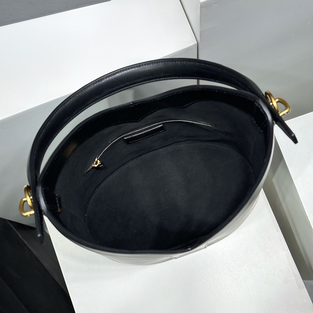 YSL Y Top-Handle Bucket In Leather in Black 840891 AAEZC 1000: Image 4