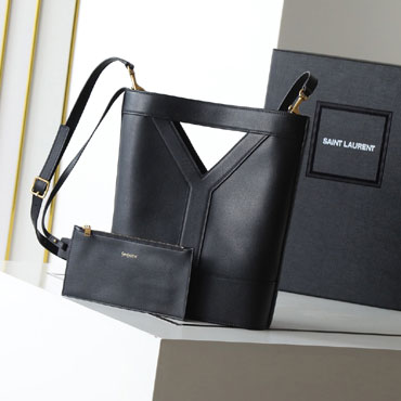 YSL Y Small Bucket In Leather in Black 808224 AAEB3 1000