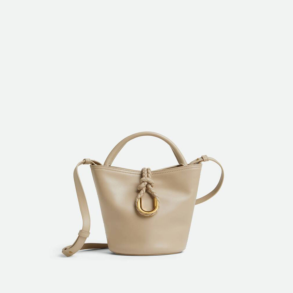 Bottega Veneta Small Liberta Bucket in Ecru 815244 V4SJ1 9614: Image 1